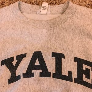 Champion “YALE” crewneck